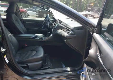 2018 Toyota Camry Se из США, поврежденный, VIN 4T1B11HK8JU004935